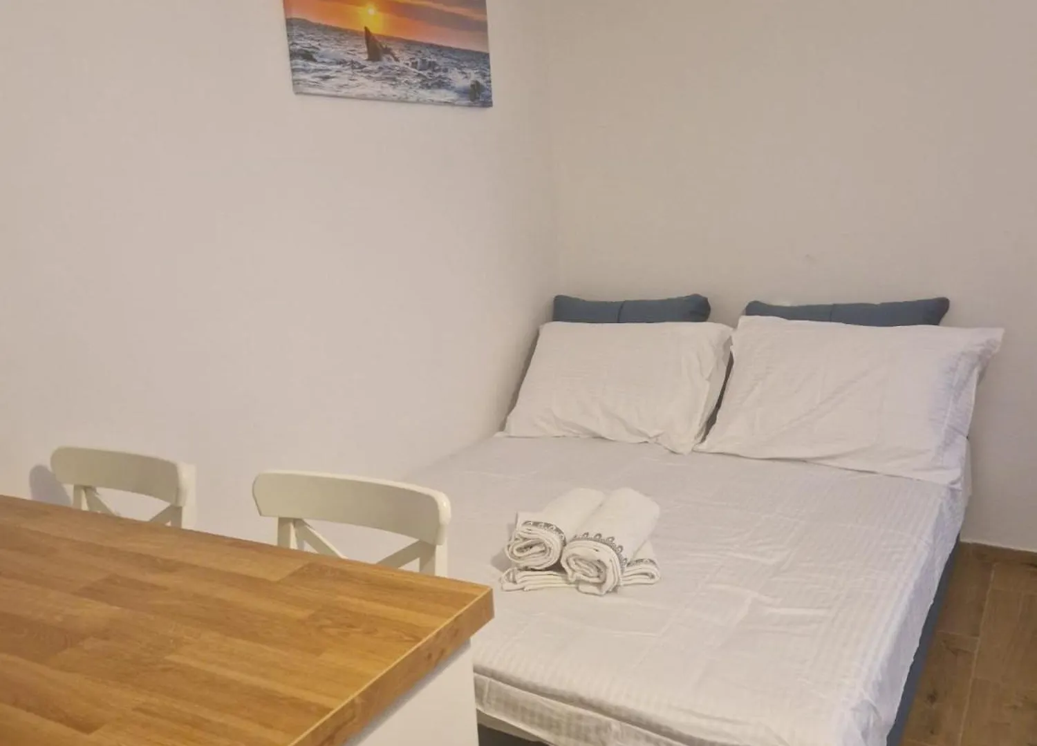 Apartment Apartman Lara Cres
